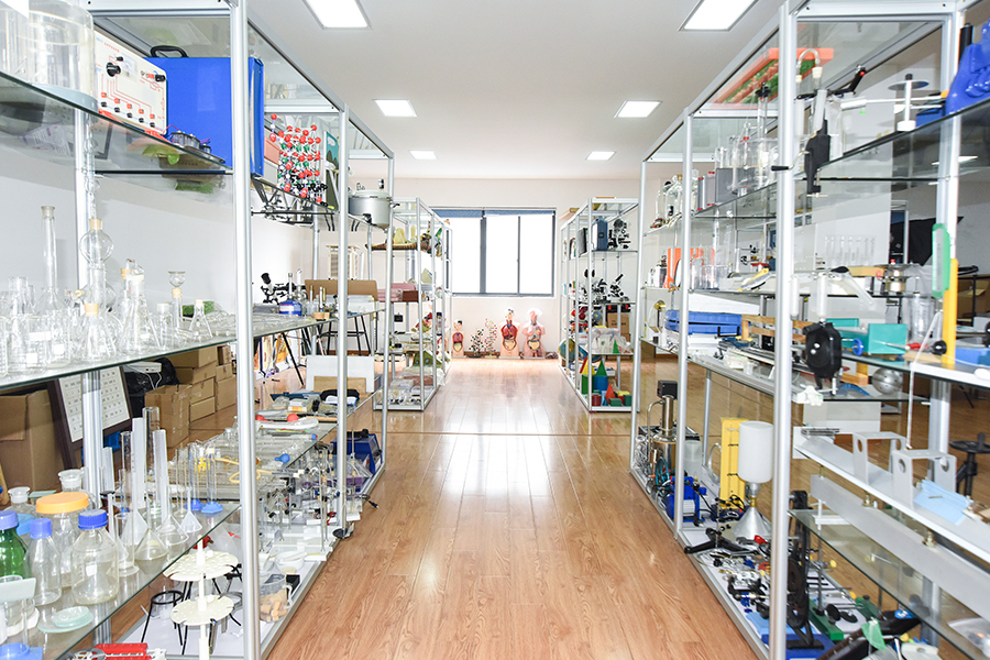Yuyao Xueyou Teaching Equipment Co., Ltd.
