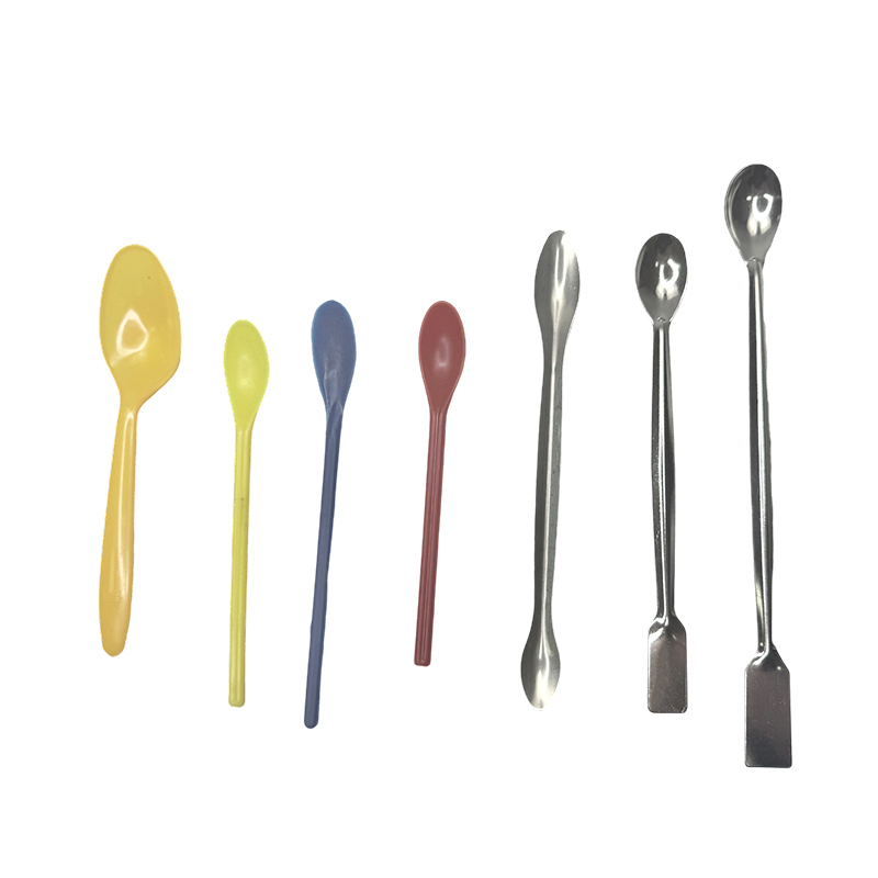 Laboratory drug sampling spoon